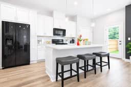 3BR Houston Pop Art Stay with Free Parking & Yard