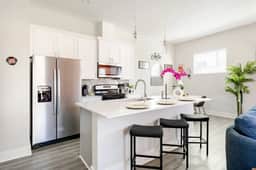 Spacious Home w/ Parking- 30 mins from MD Anderson