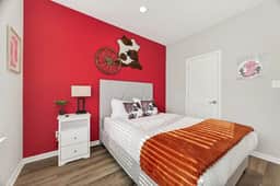 3BR Home w/ Free Parking- 15 mins from IAH Airport