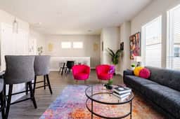 Spacious 3BR Stay w/ Parking - 7mi from Downtown