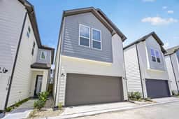 Stylish 3BR Home Near Houston Dwtn w/ Parking