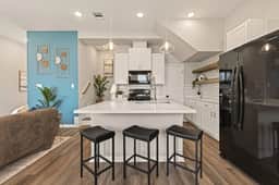 Modern 3BR Sleeps 6 + Yard | FIFA World Cup Stay