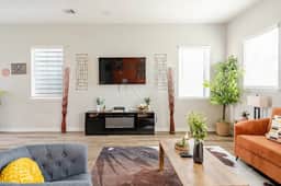 FIFA World Cup | NEW 3BR Townhome | 11mi Downtown