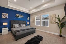 Pet-Friendly 3BR w/ Parking - 7 mins from Downtown