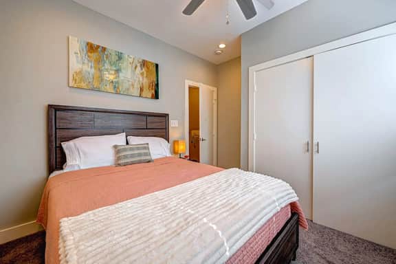 FIFA World Cup | Modern Cozy 2BR Houston + Parking