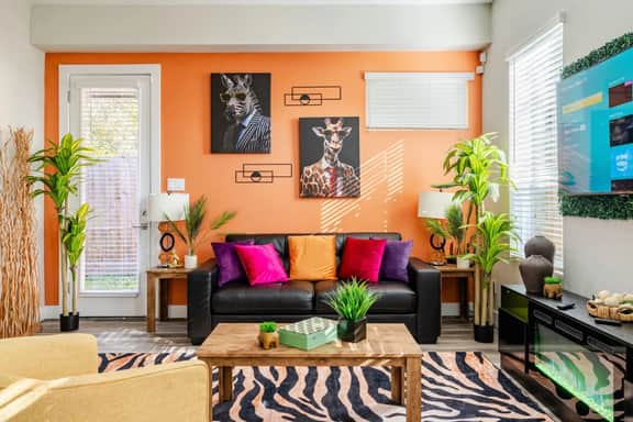 Family Escape w/ Game Table & Cozy Stay