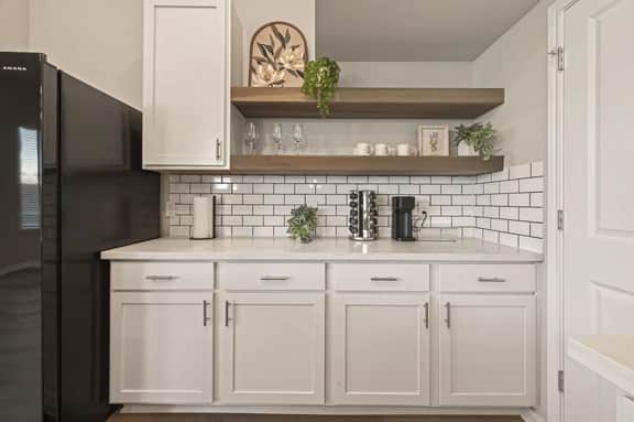 Convenient 3BR 9 mins from Dwtn Houston w/ Parking