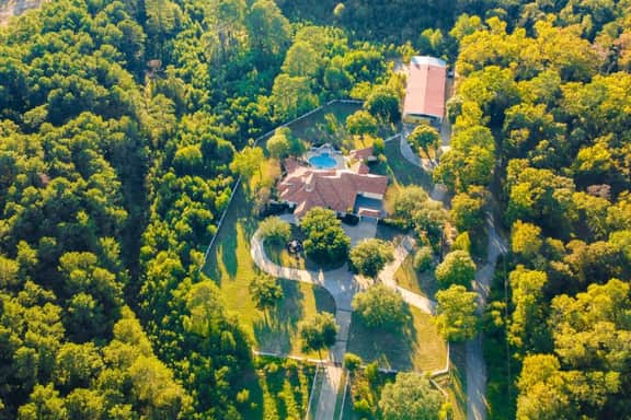Luxury Tuscan Style Villa