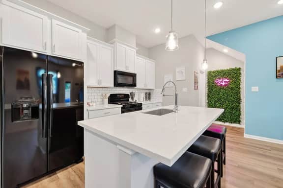 FIFA World Cup | 3BR Houston + HOT TUB | Sleeps 6