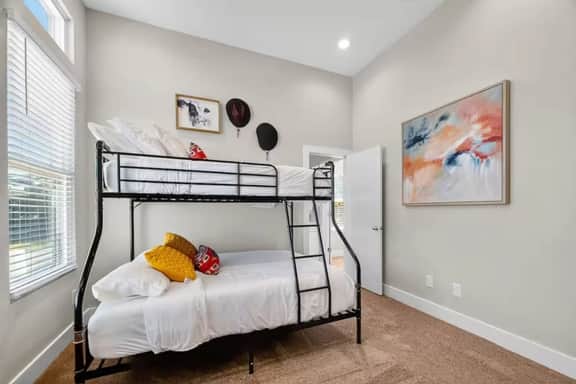 Houston 3BR Haven w/ Parking & Yard near Downtown