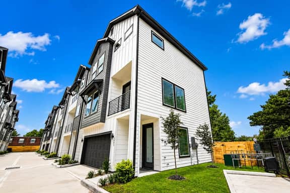 Cali Dreamin' Retreat | Modern 3BR Houston Home