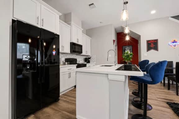 Stylish 3BR Houston Getaway | Family Friendly