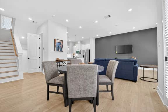 Beautiful 3BR Houston | Spacious & Convenient