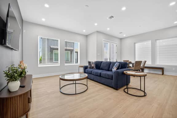 Beautiful 3BR Houston | Spacious & Convenient
