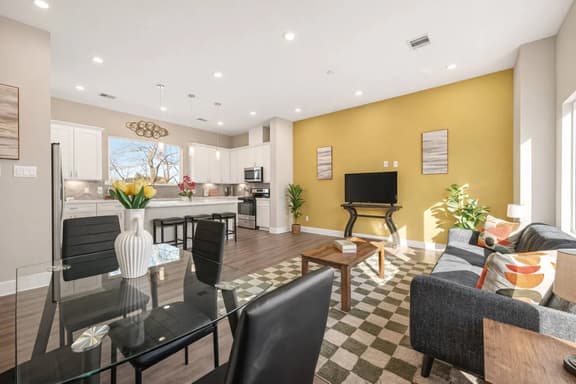 FIFA World Cup | Luxe Gated Home Near Downtown