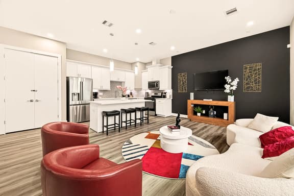 Charming Downtown 3BR Cozy Family Escape