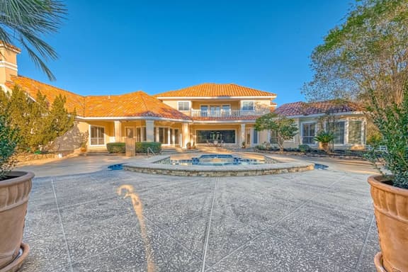 Luxury Tuscan Style Villa