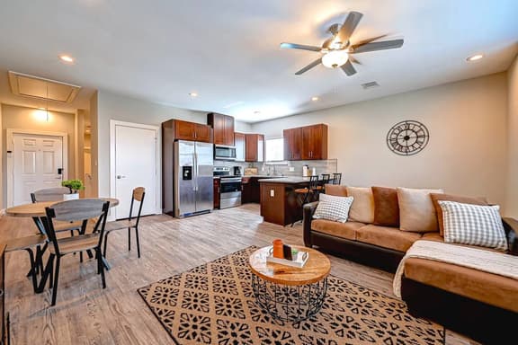 FIFA World Cup Retreat Sleeps 10 + Parking