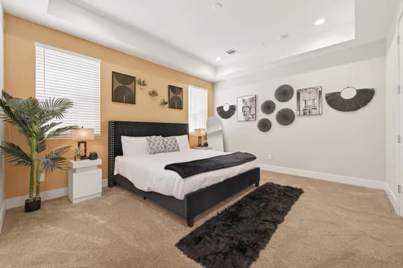FIFA World Cup | Sleek NEW Urban 3BR + Fast WiFi