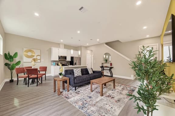 FIFA World Cup | Urban Houston 3BR Townhome + King