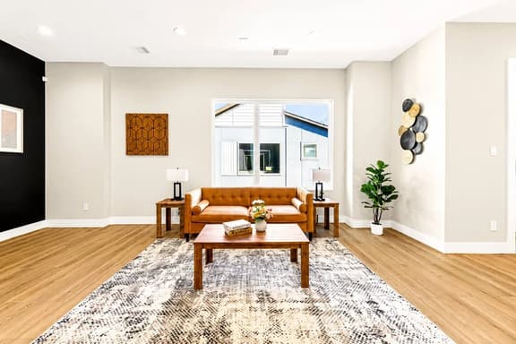 Cozy Home for Business Trips Near IAH& HOU Airport