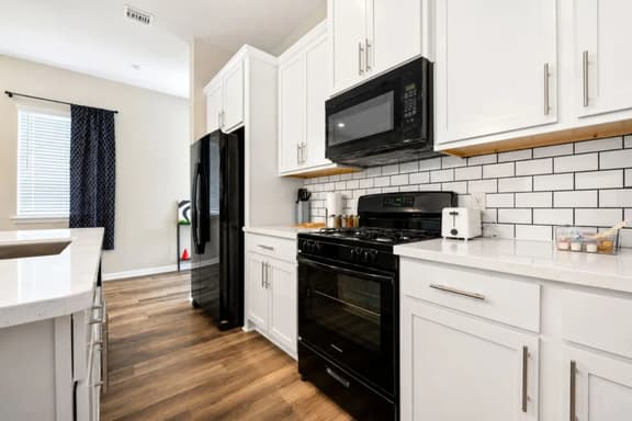 Stylish 3BR Houston Getaway | Family Friendly